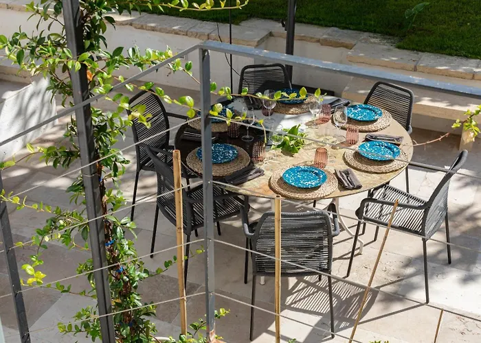 Dimora Lopez Bed & Breakfast